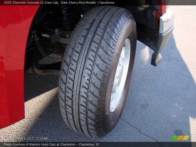 Dark Cherry Red Metallic / Sandstone 2005 Chevrolet Colorado LS Crew Cab