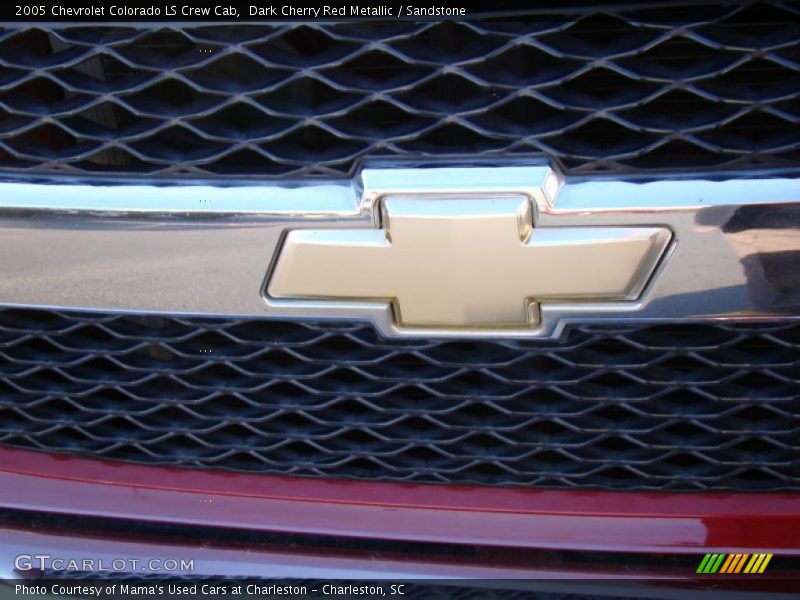 Dark Cherry Red Metallic / Sandstone 2005 Chevrolet Colorado LS Crew Cab
