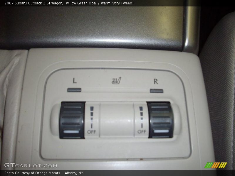Willow Green Opal / Warm Ivory Tweed 2007 Subaru Outback 2.5i Wagon
