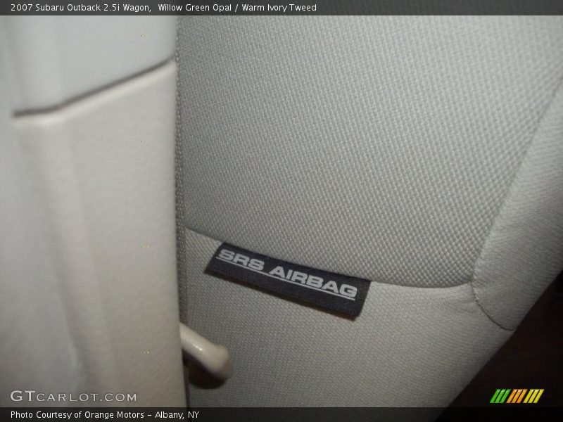 Willow Green Opal / Warm Ivory Tweed 2007 Subaru Outback 2.5i Wagon