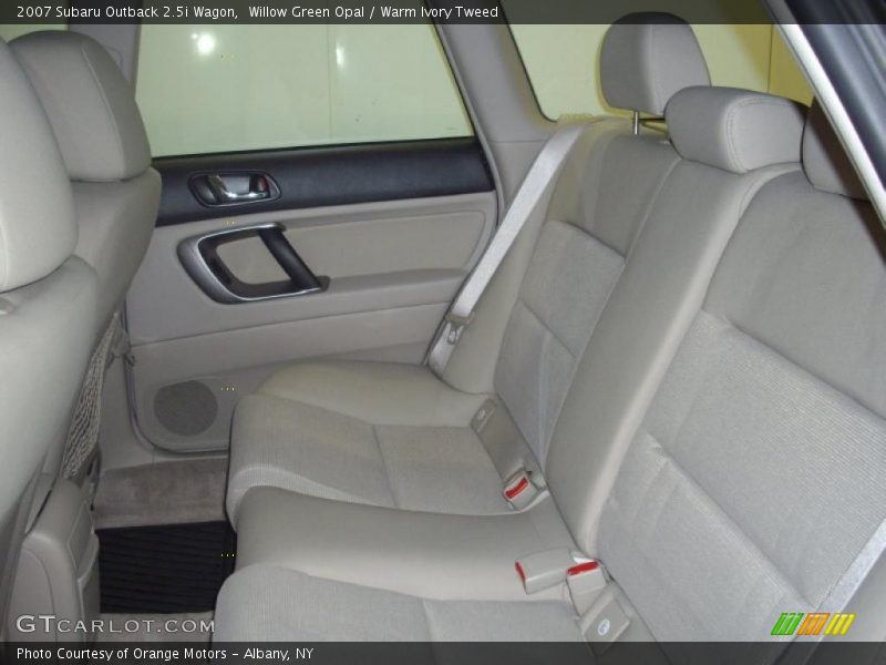 Willow Green Opal / Warm Ivory Tweed 2007 Subaru Outback 2.5i Wagon