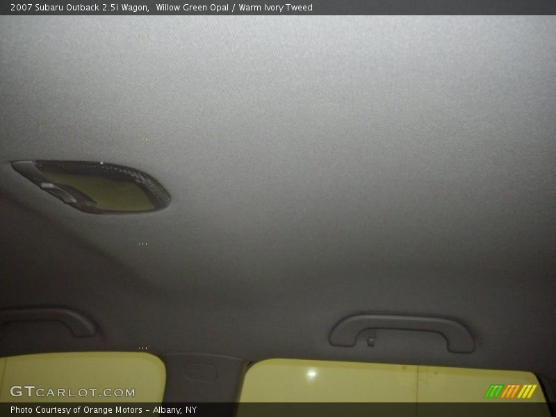 Willow Green Opal / Warm Ivory Tweed 2007 Subaru Outback 2.5i Wagon