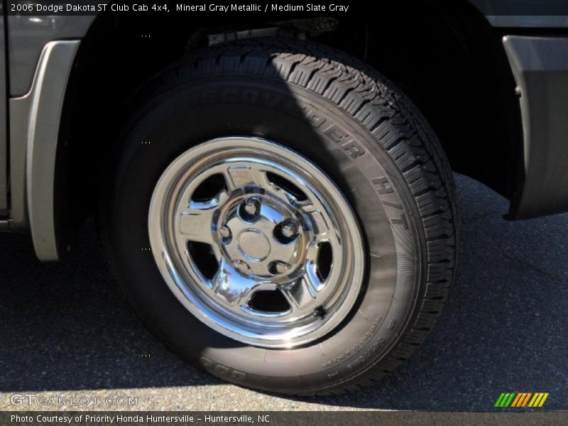 Mineral Gray Metallic / Medium Slate Gray 2006 Dodge Dakota ST Club Cab 4x4