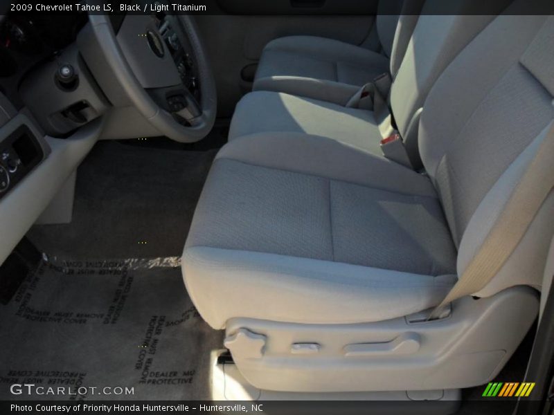 Black / Light Titanium 2009 Chevrolet Tahoe LS