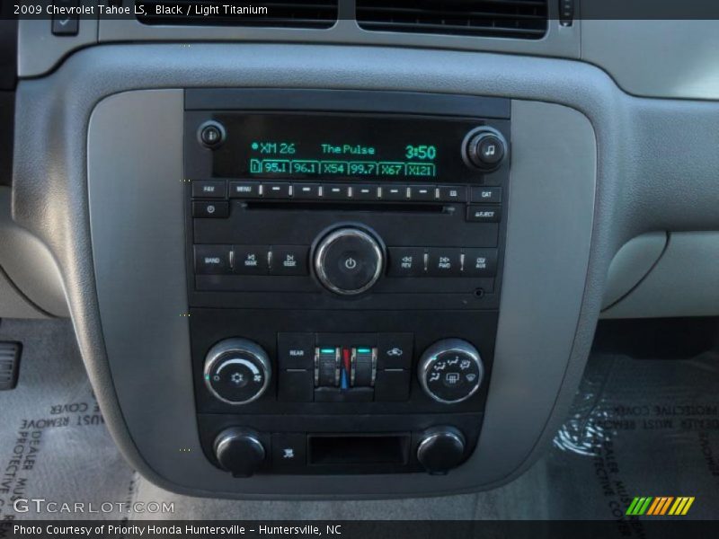 Black / Light Titanium 2009 Chevrolet Tahoe LS