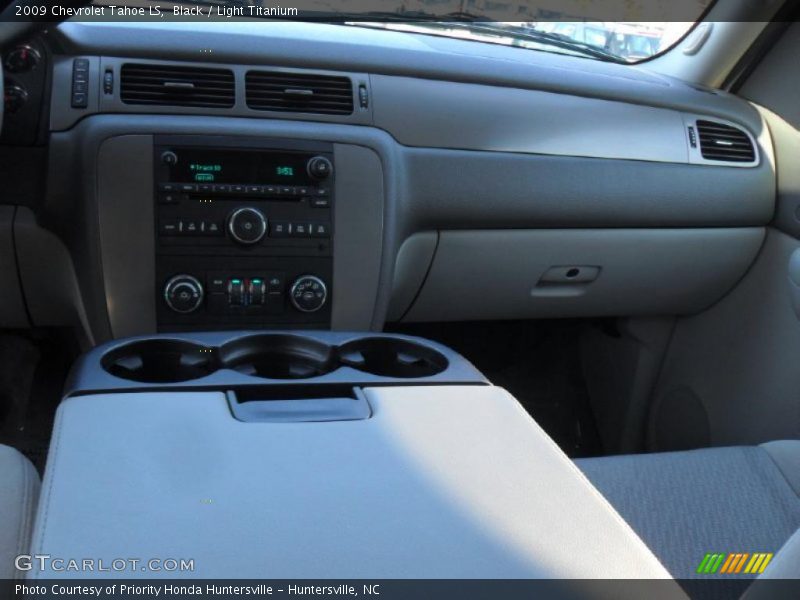 Black / Light Titanium 2009 Chevrolet Tahoe LS