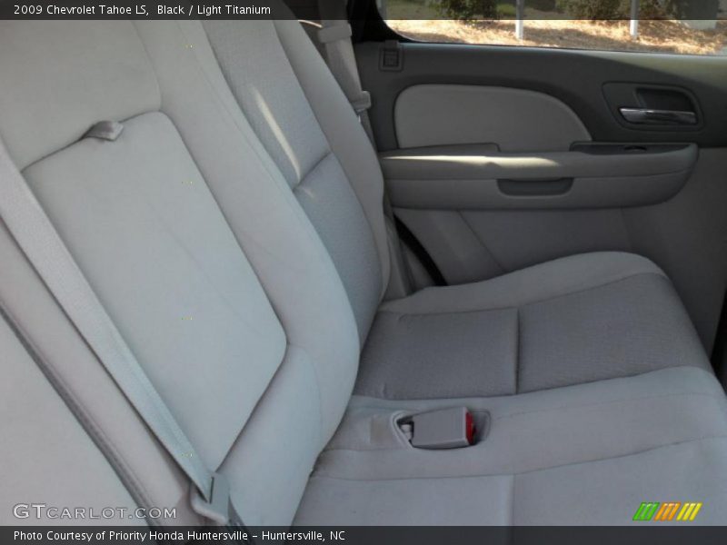 Black / Light Titanium 2009 Chevrolet Tahoe LS