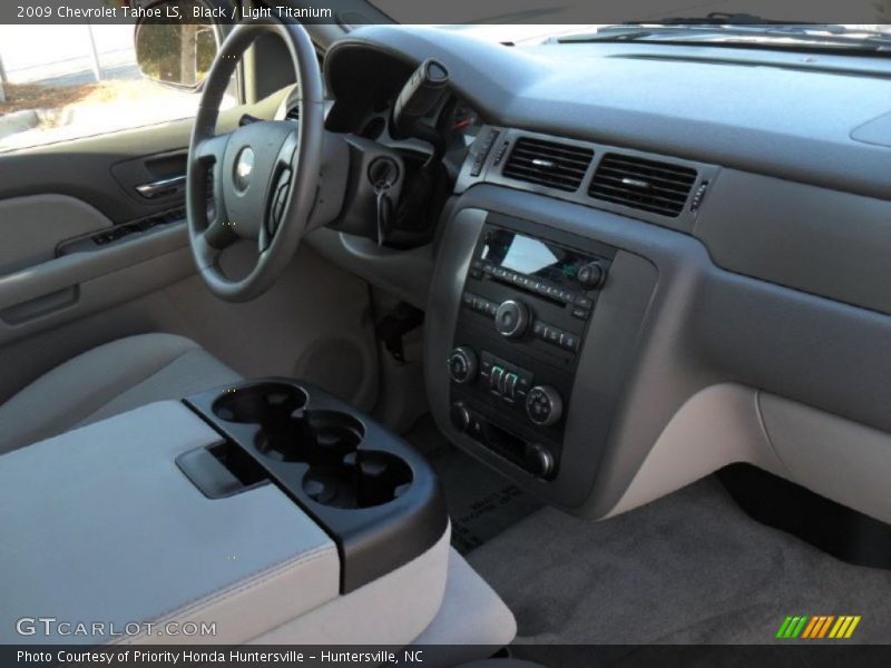 Black / Light Titanium 2009 Chevrolet Tahoe LS