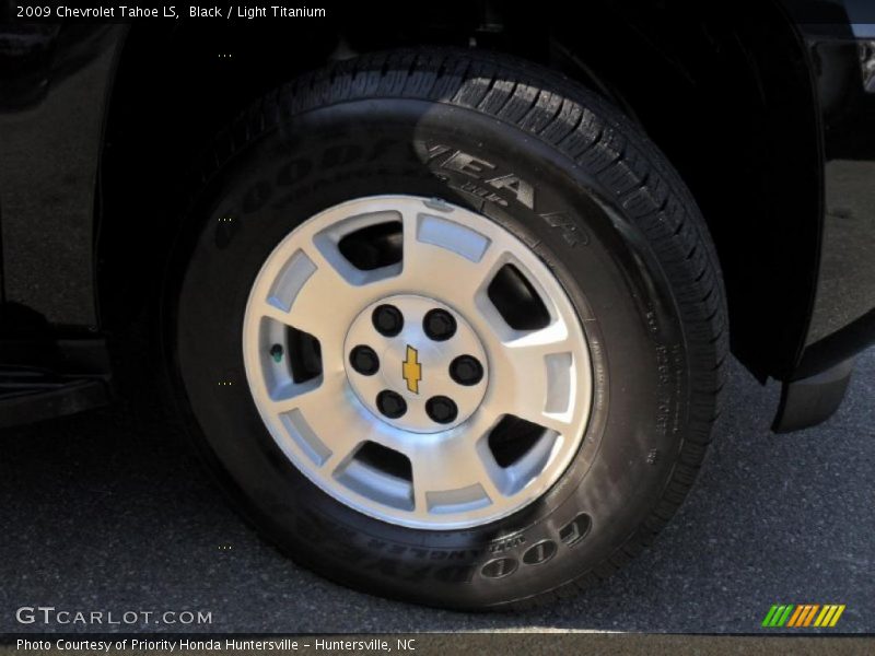 Black / Light Titanium 2009 Chevrolet Tahoe LS