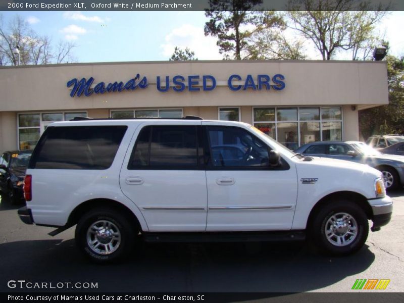 Oxford White / Medium Parchment 2000 Ford Expedition XLT