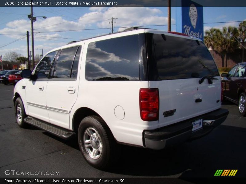 Oxford White / Medium Parchment 2000 Ford Expedition XLT