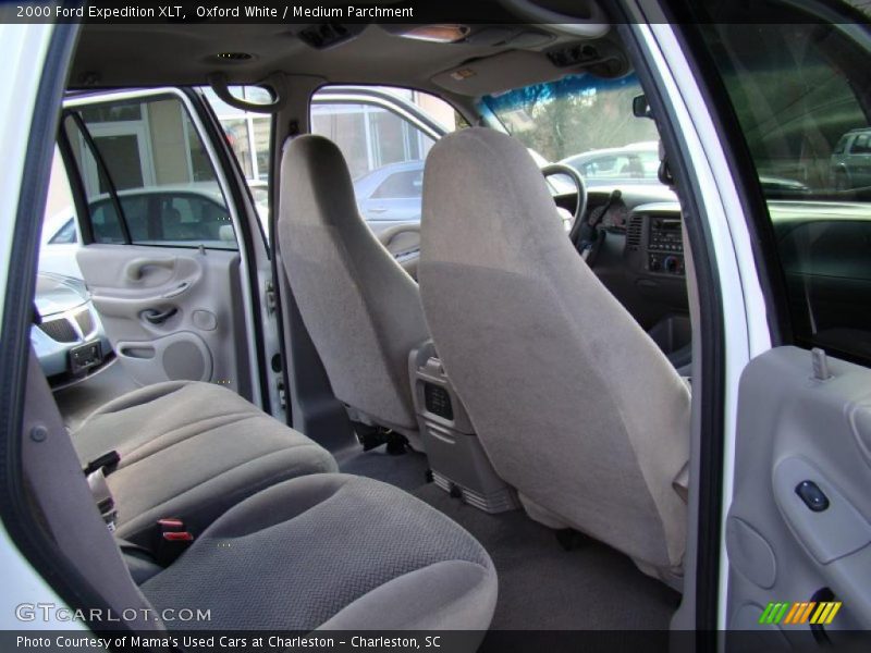 Oxford White / Medium Parchment 2000 Ford Expedition XLT