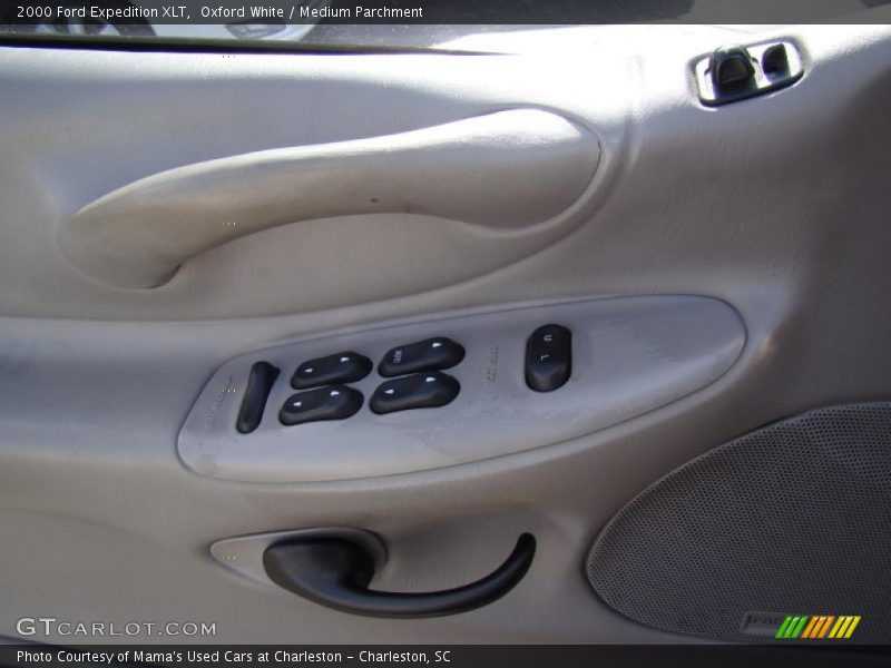 Oxford White / Medium Parchment 2000 Ford Expedition XLT