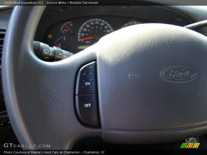 Oxford White / Medium Parchment 2000 Ford Expedition XLT