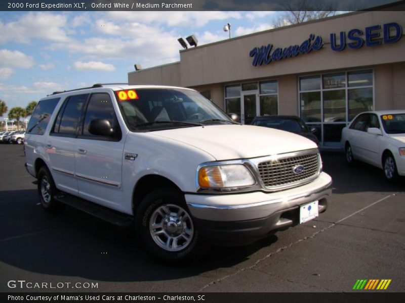 Oxford White / Medium Parchment 2000 Ford Expedition XLT