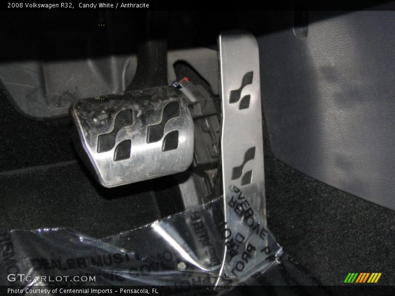 Candy White / Anthracite 2008 Volkswagen R32
