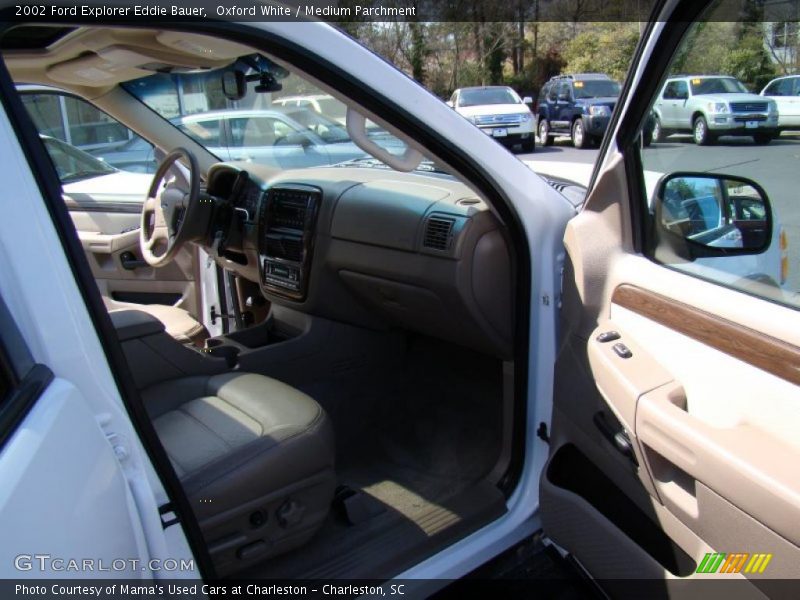 Oxford White / Medium Parchment 2002 Ford Explorer Eddie Bauer