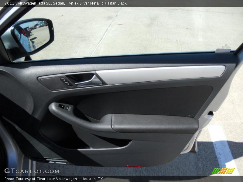 Reflex Silver Metallic / Titan Black 2011 Volkswagen Jetta SEL Sedan