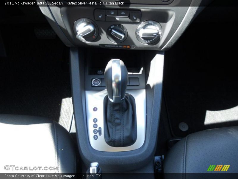 Reflex Silver Metallic / Titan Black 2011 Volkswagen Jetta SEL Sedan