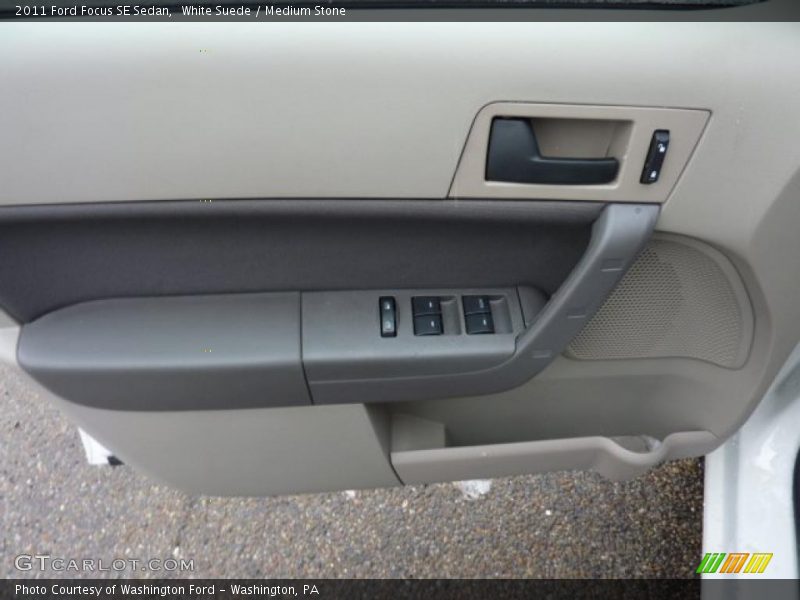 White Suede / Medium Stone 2011 Ford Focus SE Sedan