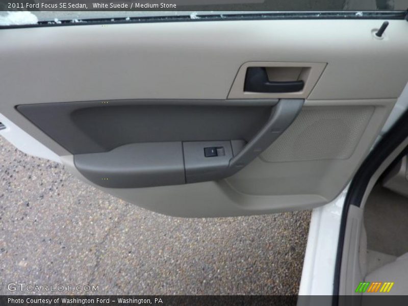 White Suede / Medium Stone 2011 Ford Focus SE Sedan