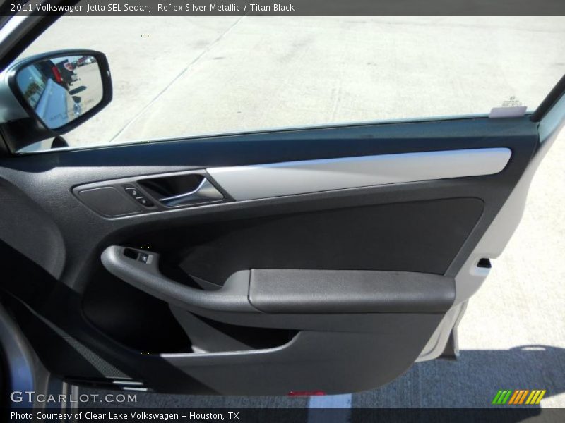 Reflex Silver Metallic / Titan Black 2011 Volkswagen Jetta SEL Sedan