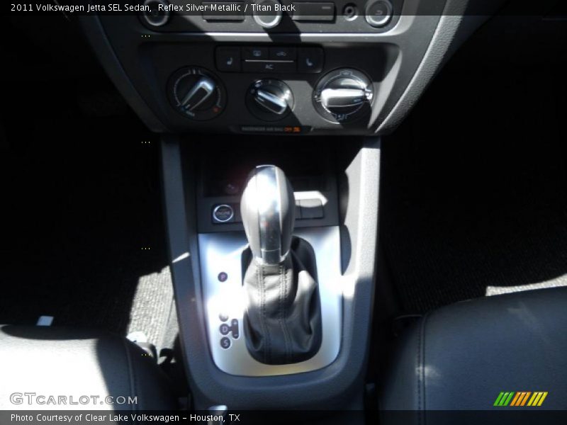 Reflex Silver Metallic / Titan Black 2011 Volkswagen Jetta SEL Sedan
