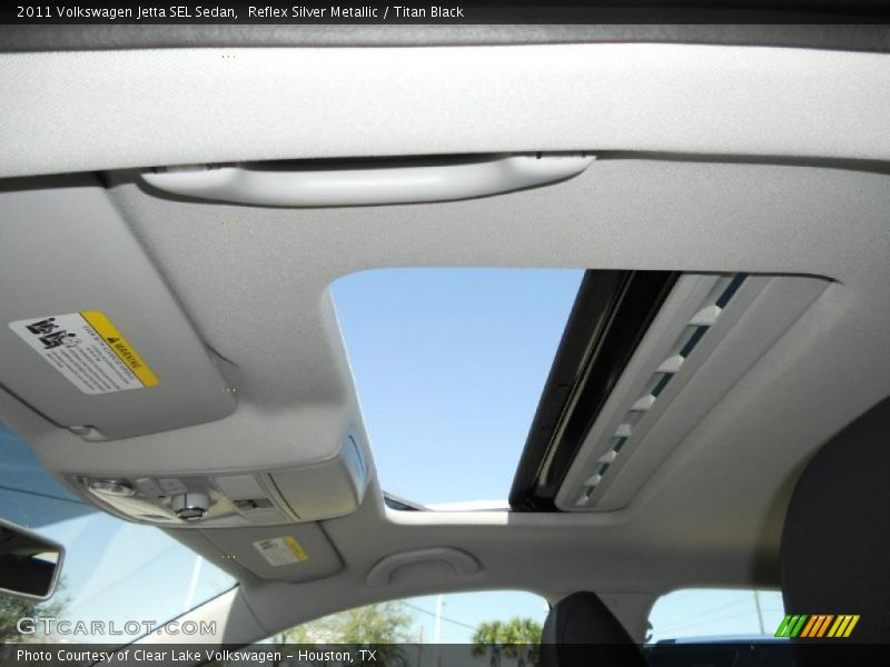 Reflex Silver Metallic / Titan Black 2011 Volkswagen Jetta SEL Sedan