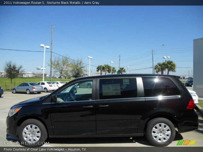 Nocturne Black Metallic / Aero Gray 2011 Volkswagen Routan S