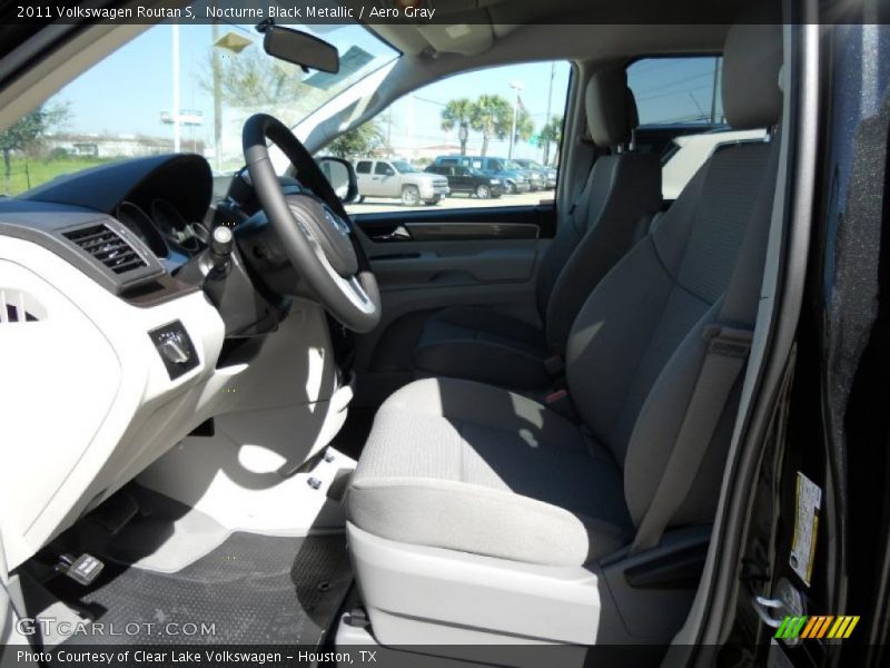 Nocturne Black Metallic / Aero Gray 2011 Volkswagen Routan S