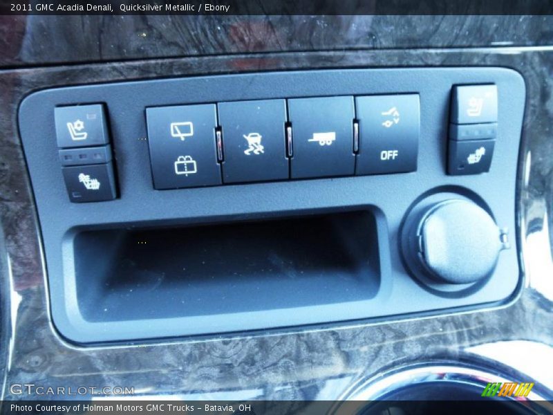 Quicksilver Metallic / Ebony 2011 GMC Acadia Denali