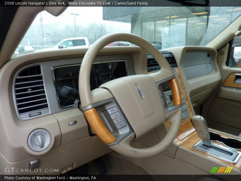 White Chocolate Tri Coat / Camel/Sand Piping 2008 Lincoln Navigator L Elite 4x4