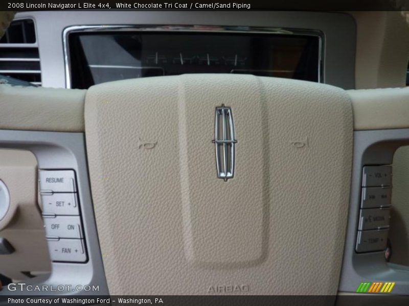 White Chocolate Tri Coat / Camel/Sand Piping 2008 Lincoln Navigator L Elite 4x4