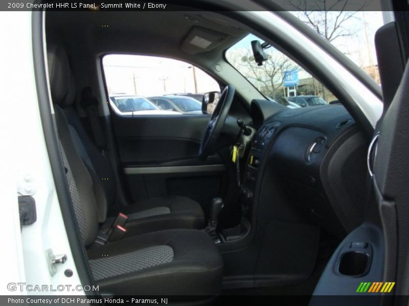 Summit White / Ebony 2009 Chevrolet HHR LS Panel