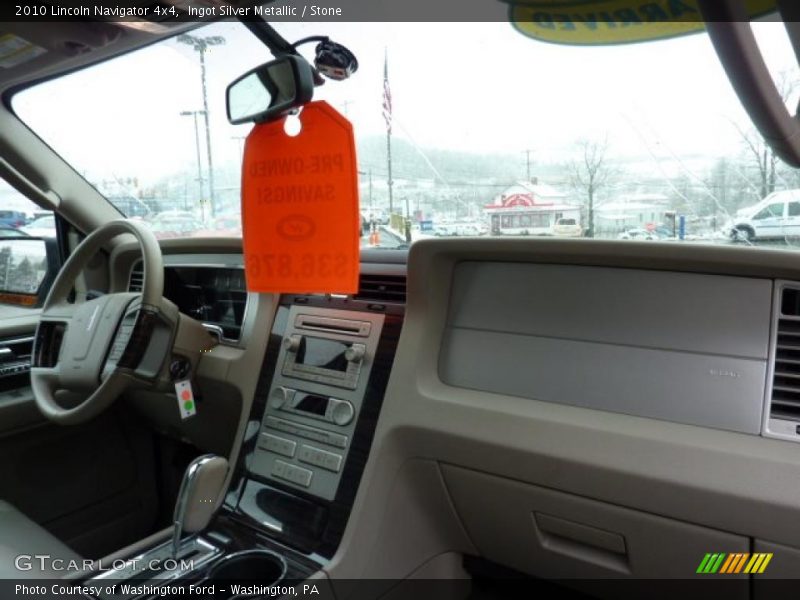 Ingot Silver Metallic / Stone 2010 Lincoln Navigator 4x4