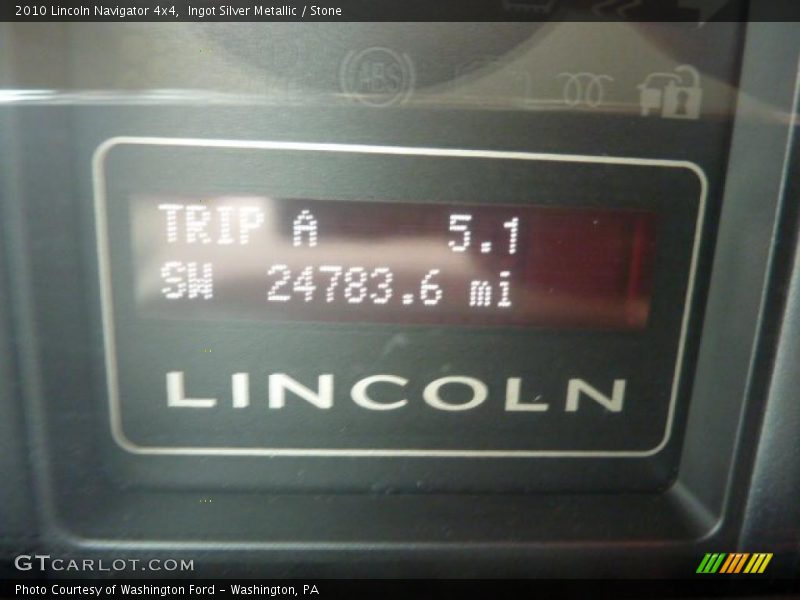 Ingot Silver Metallic / Stone 2010 Lincoln Navigator 4x4