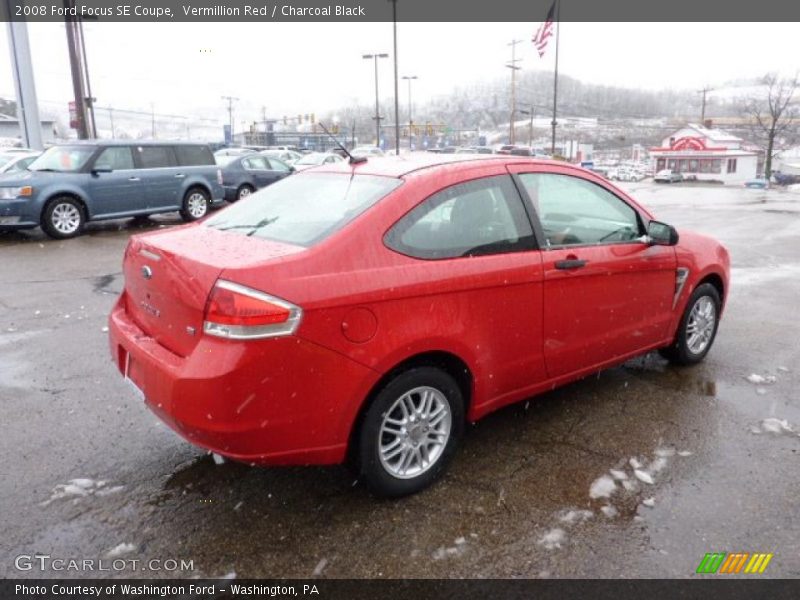Vermillion Red / Charcoal Black 2008 Ford Focus SE Coupe