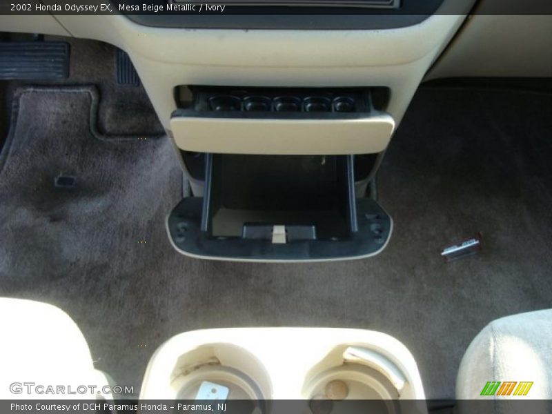 Mesa Beige Metallic / Ivory 2002 Honda Odyssey EX