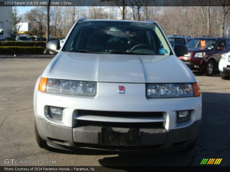 Silver / Gray 2003 Saturn VUE V6 AWD