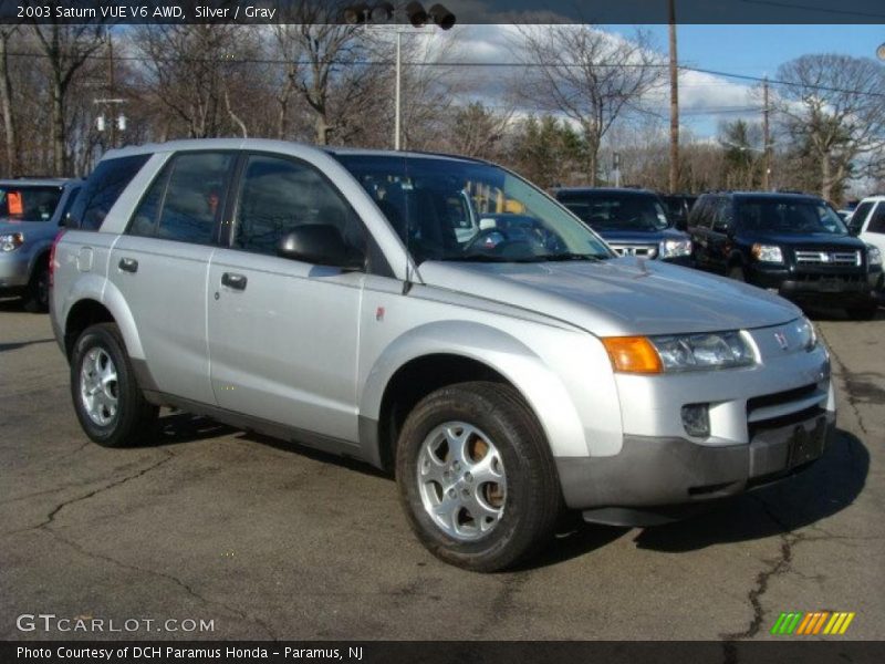 Silver / Gray 2003 Saturn VUE V6 AWD