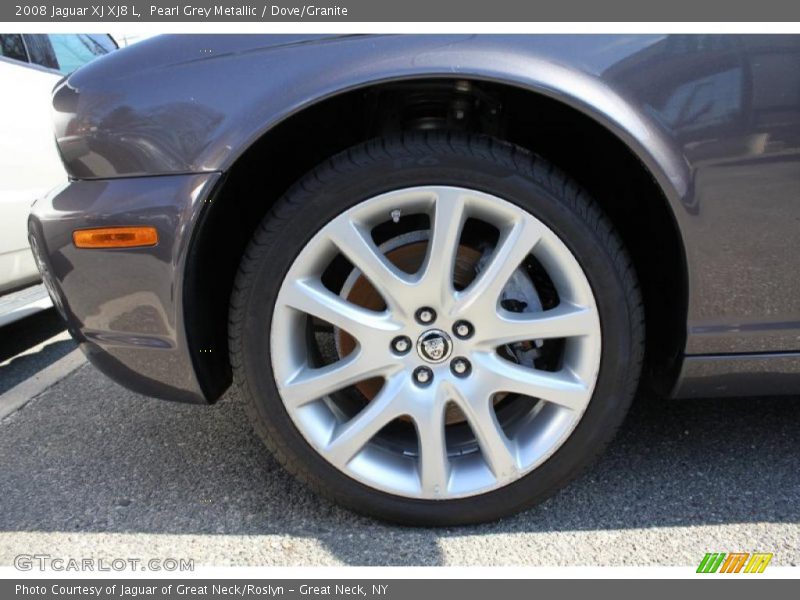  2008 XJ XJ8 L Wheel