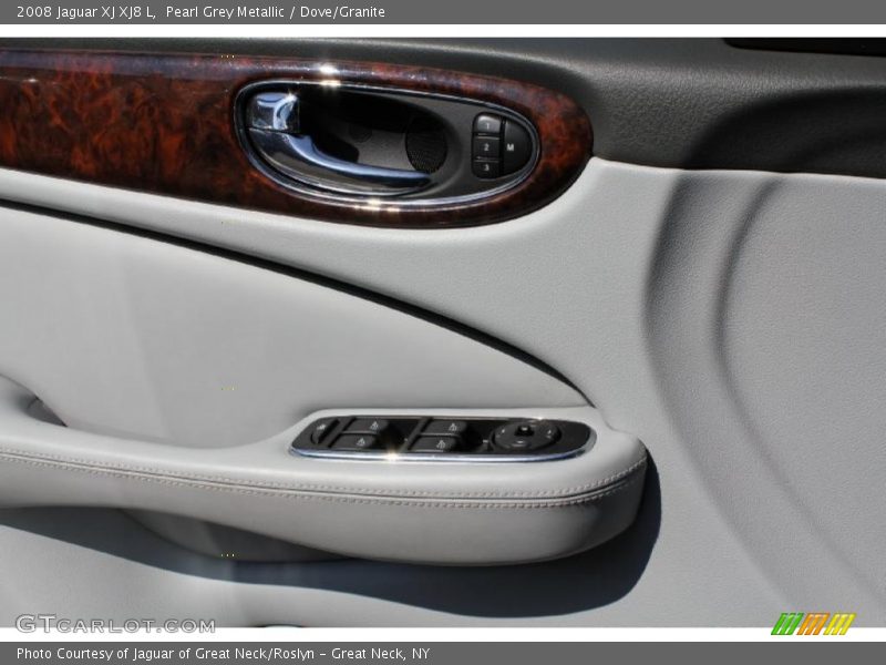 Pearl Grey Metallic / Dove/Granite 2008 Jaguar XJ XJ8 L