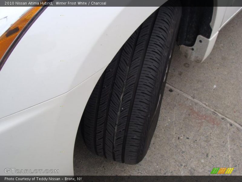 Winter Frost White / Charcoal 2010 Nissan Altima Hybrid