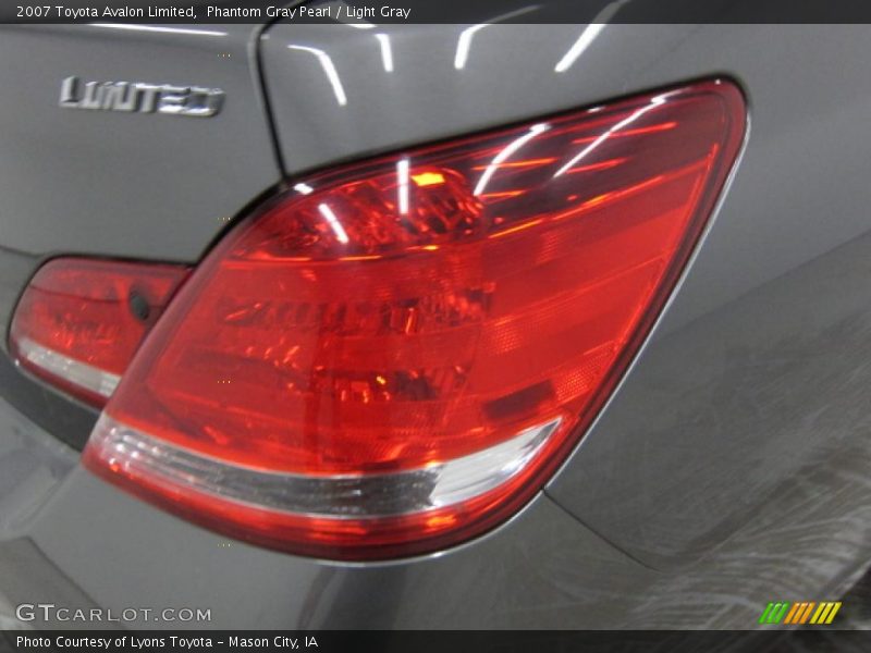 Phantom Gray Pearl / Light Gray 2007 Toyota Avalon Limited