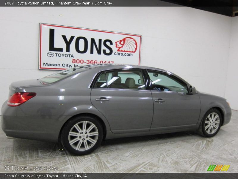 Phantom Gray Pearl / Light Gray 2007 Toyota Avalon Limited