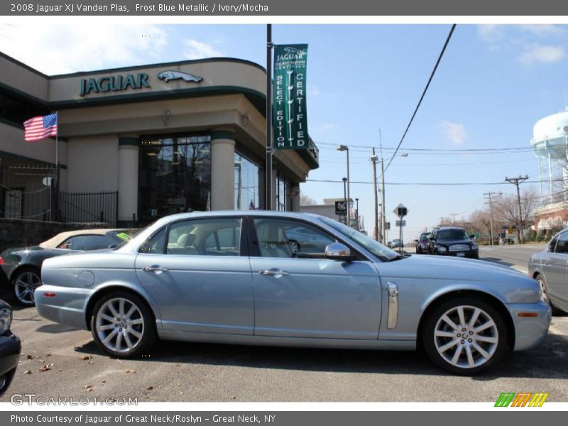 Frost Blue Metallic / Ivory/Mocha 2008 Jaguar XJ Vanden Plas