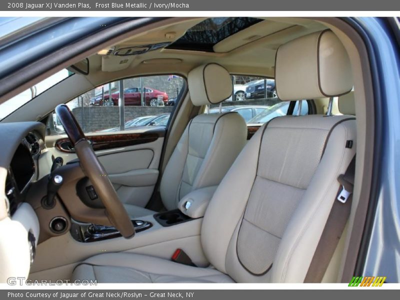  2008 XJ Vanden Plas Ivory/Mocha Interior