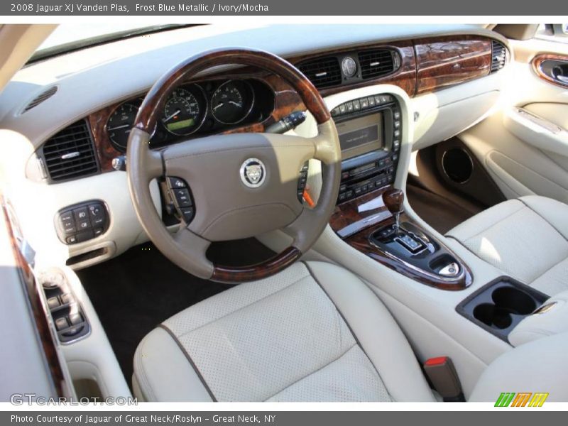 Frost Blue Metallic / Ivory/Mocha 2008 Jaguar XJ Vanden Plas