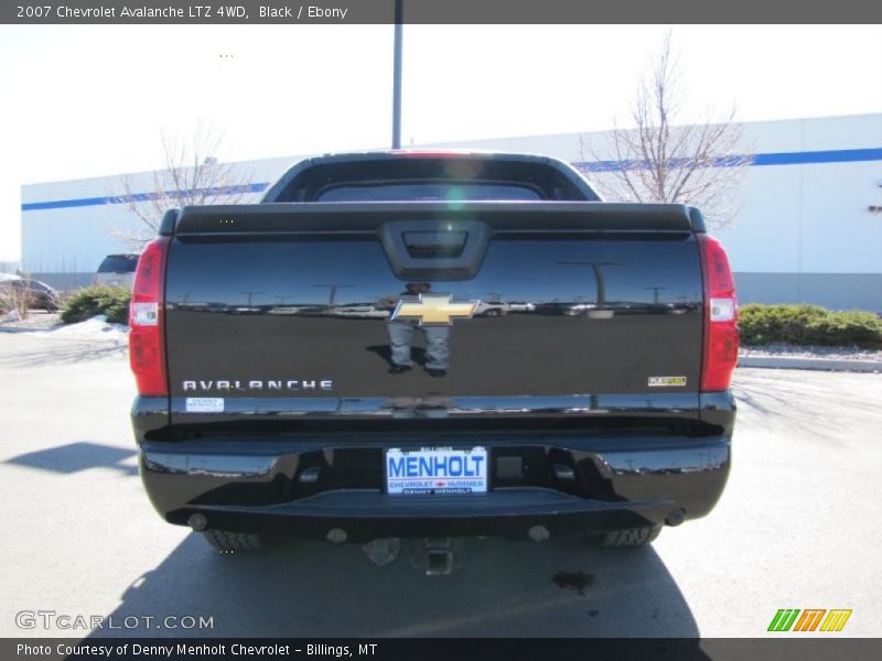 Black / Ebony 2007 Chevrolet Avalanche LTZ 4WD