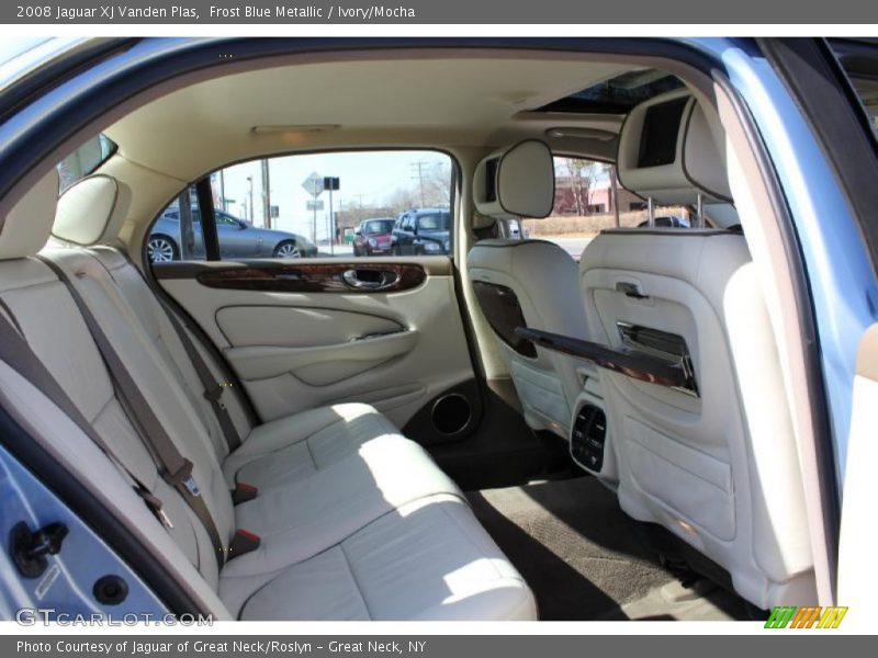 Frost Blue Metallic / Ivory/Mocha 2008 Jaguar XJ Vanden Plas